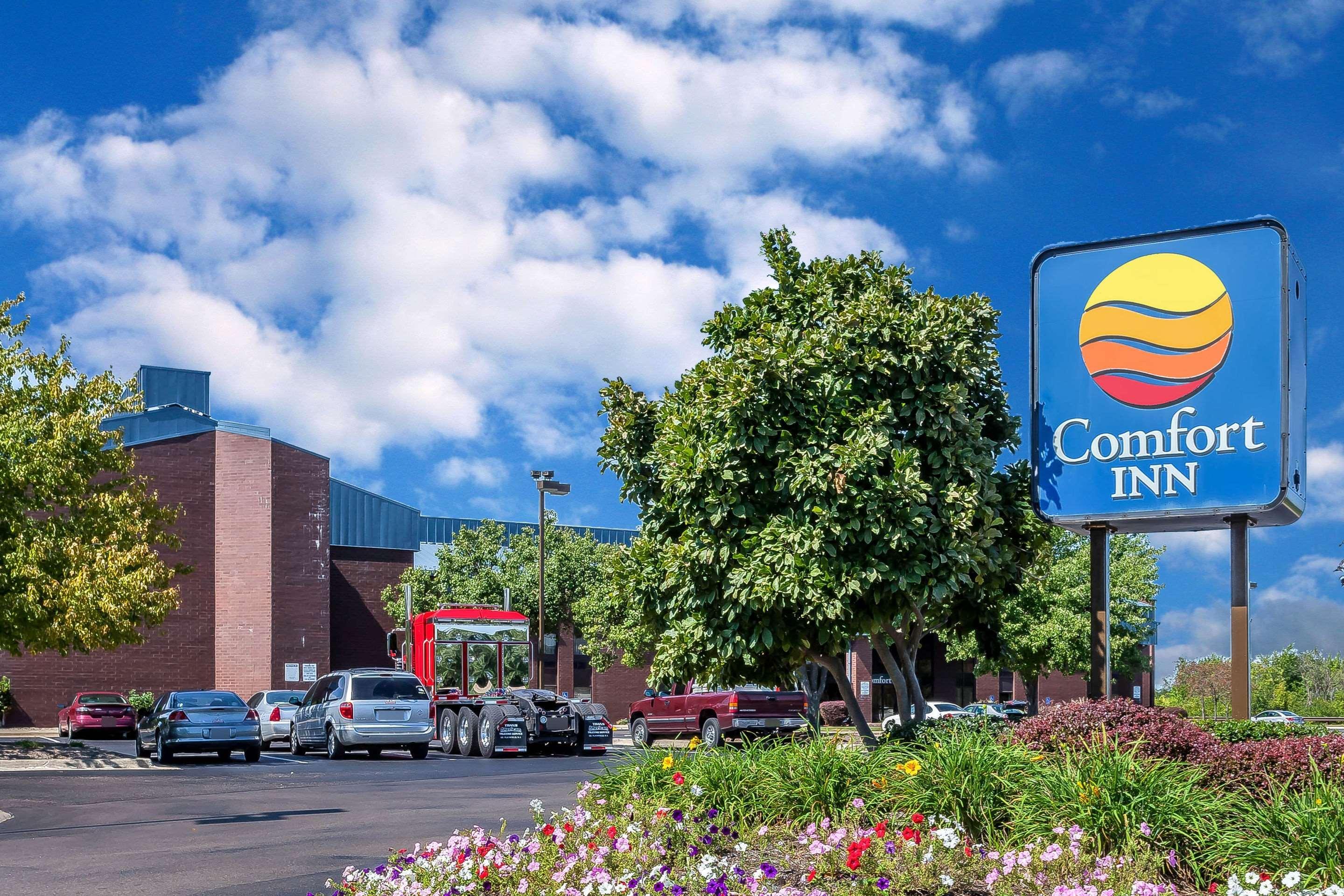 Comfort Inn Canton - Hall Of Fame Hotel Exterior foto